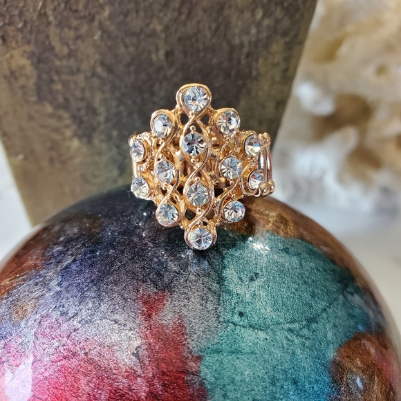 Gold Tone Stretch Ring with Rhinestone Jewels BLING 💥3 for $24💥 - Picture 7 of 13